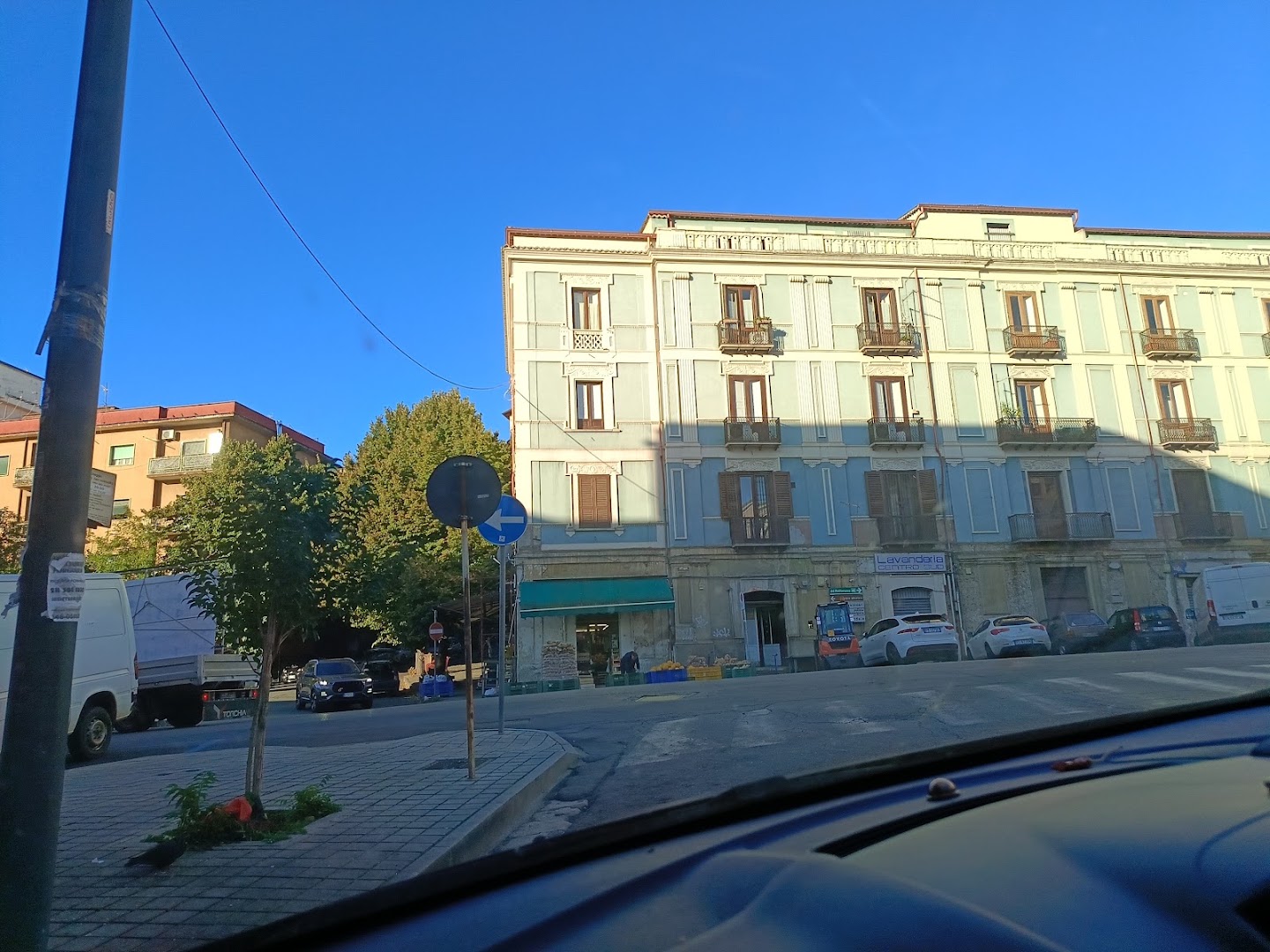 Show Room della frutta di Bozzo Pietro, Cosenza