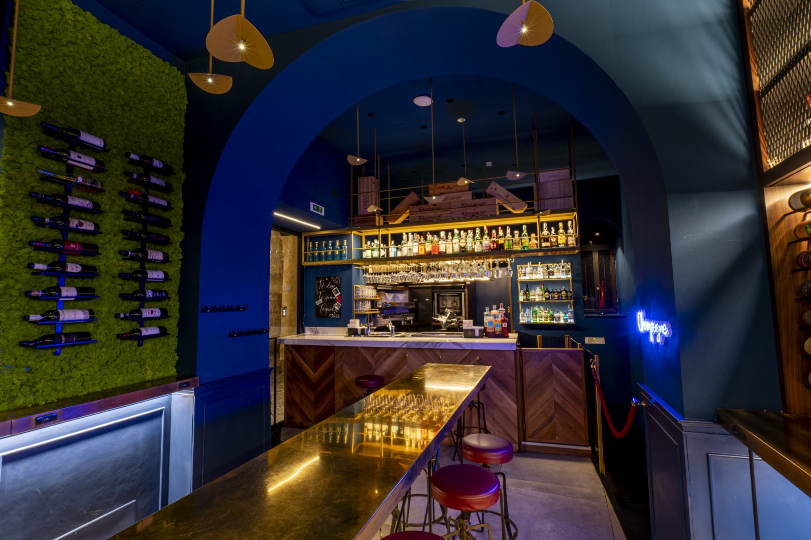 SHUB - Secret Cocktail Bar