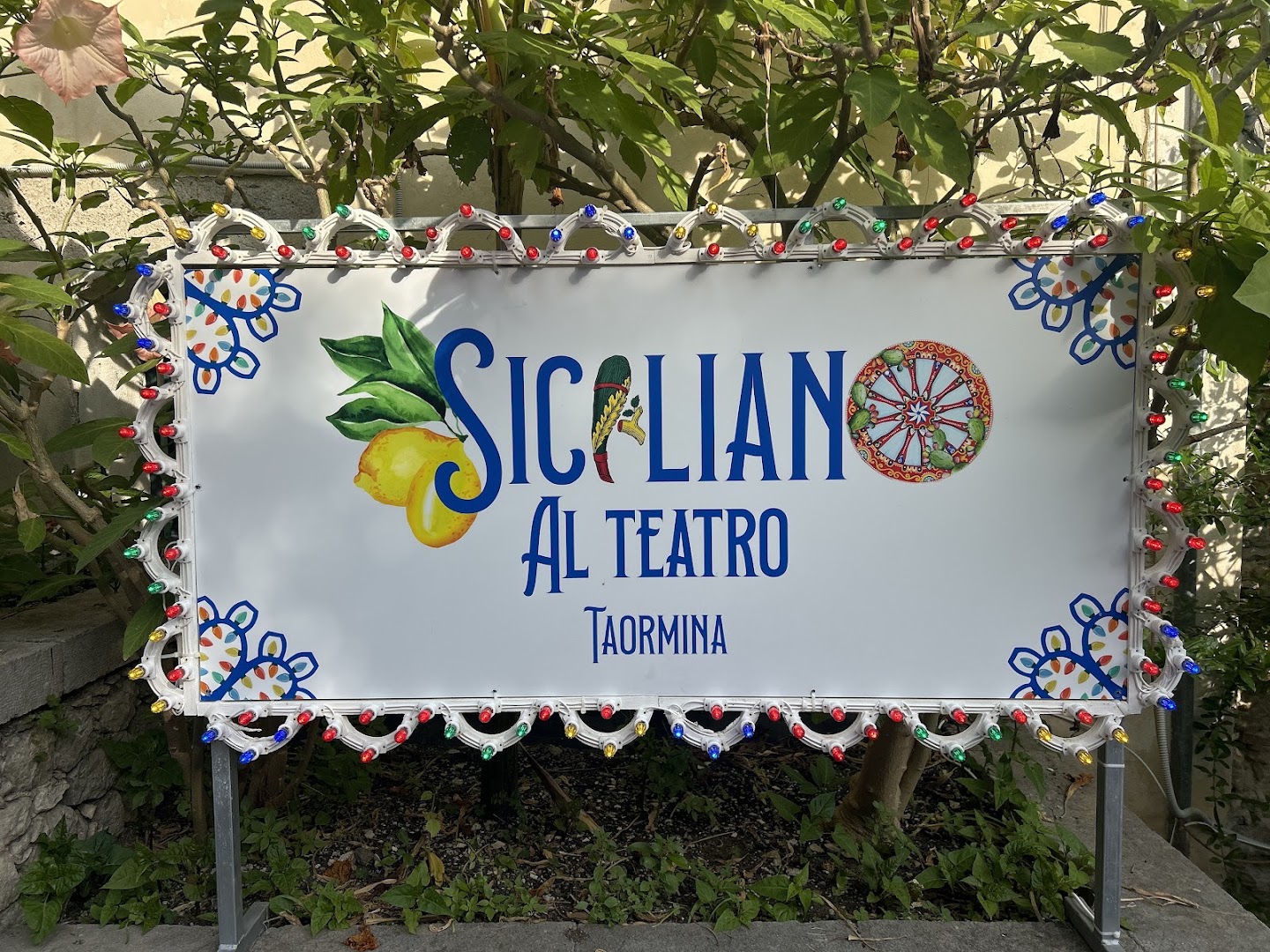 Siciliano al Teatro, Taormina