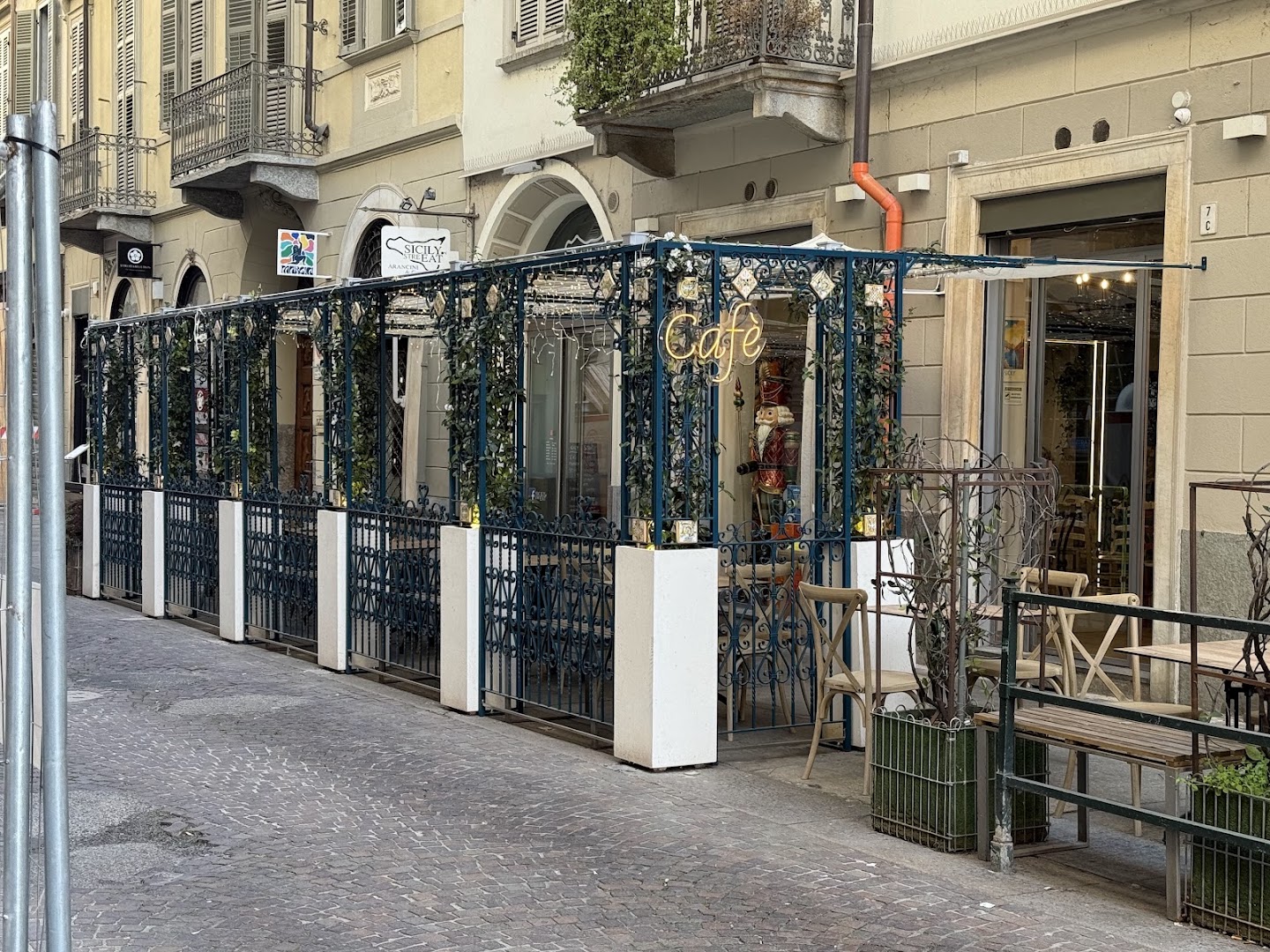 Sicily on StreEat - Arancini&Co