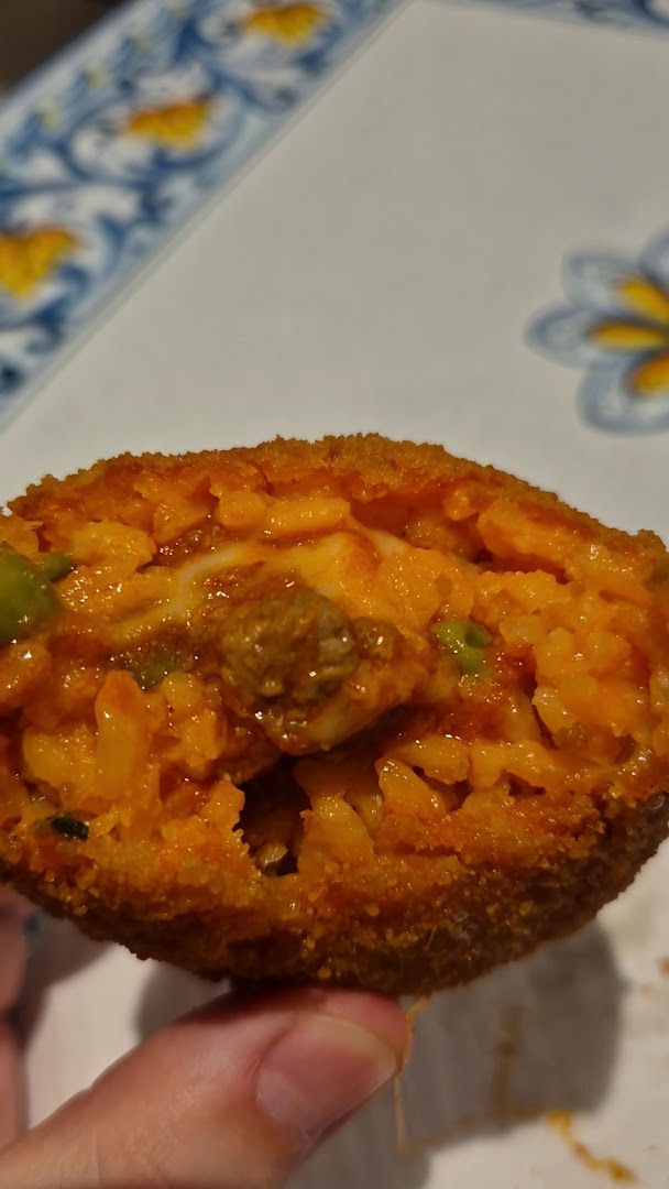 Sicily on StreEat - Arancini&Co