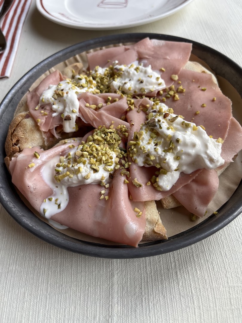 Signorvino Bologna, Bologna