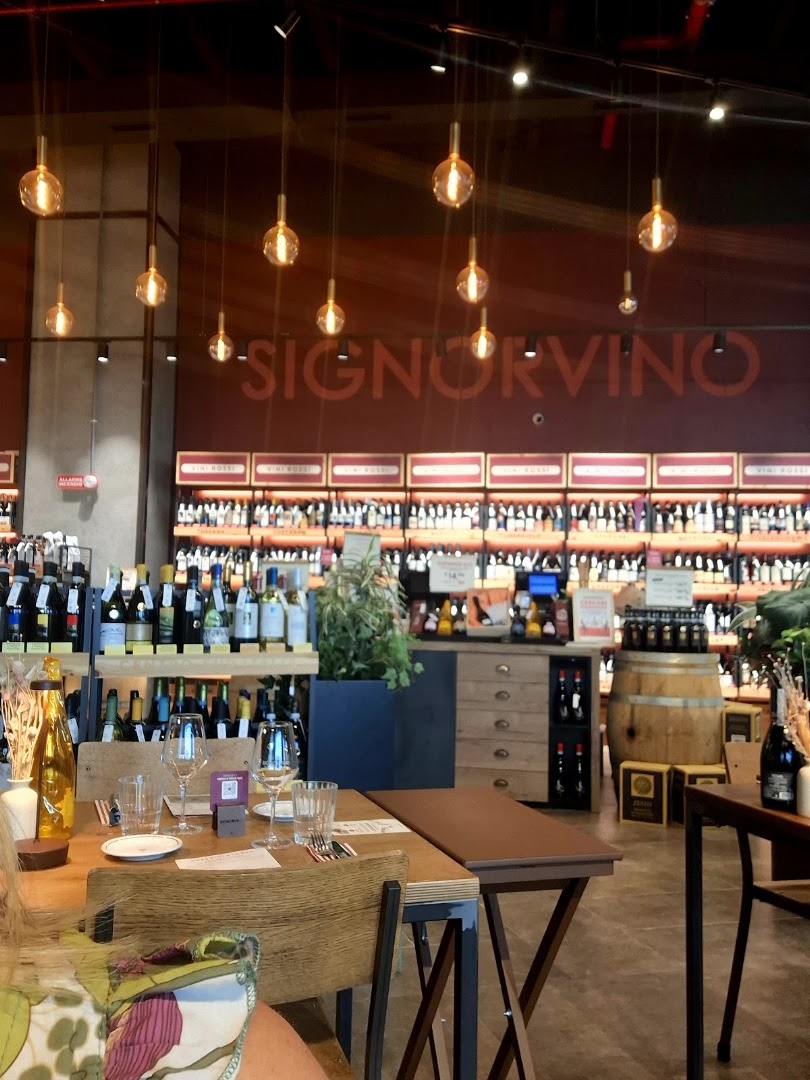 Signorvino Curno, Curno