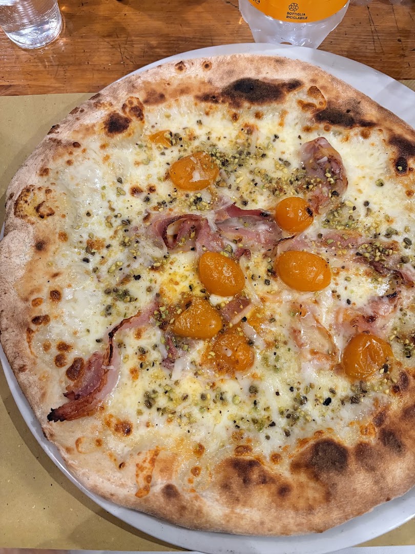 Simple gastropub