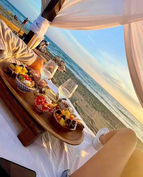 Singita Miracle Beach, Fregene