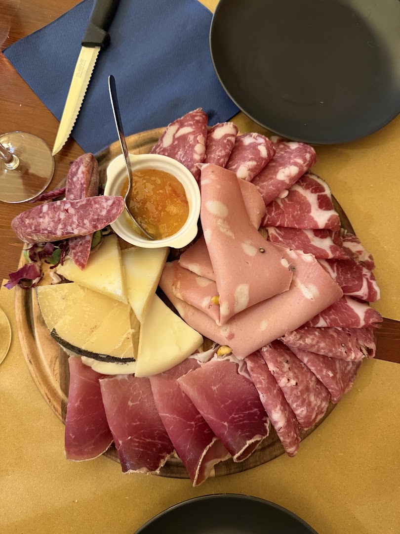 Sira e Remino - L'Osteria a Siena