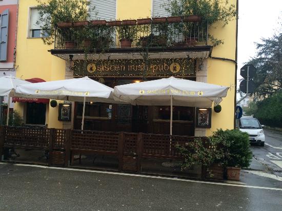 Sisten Irish Pub