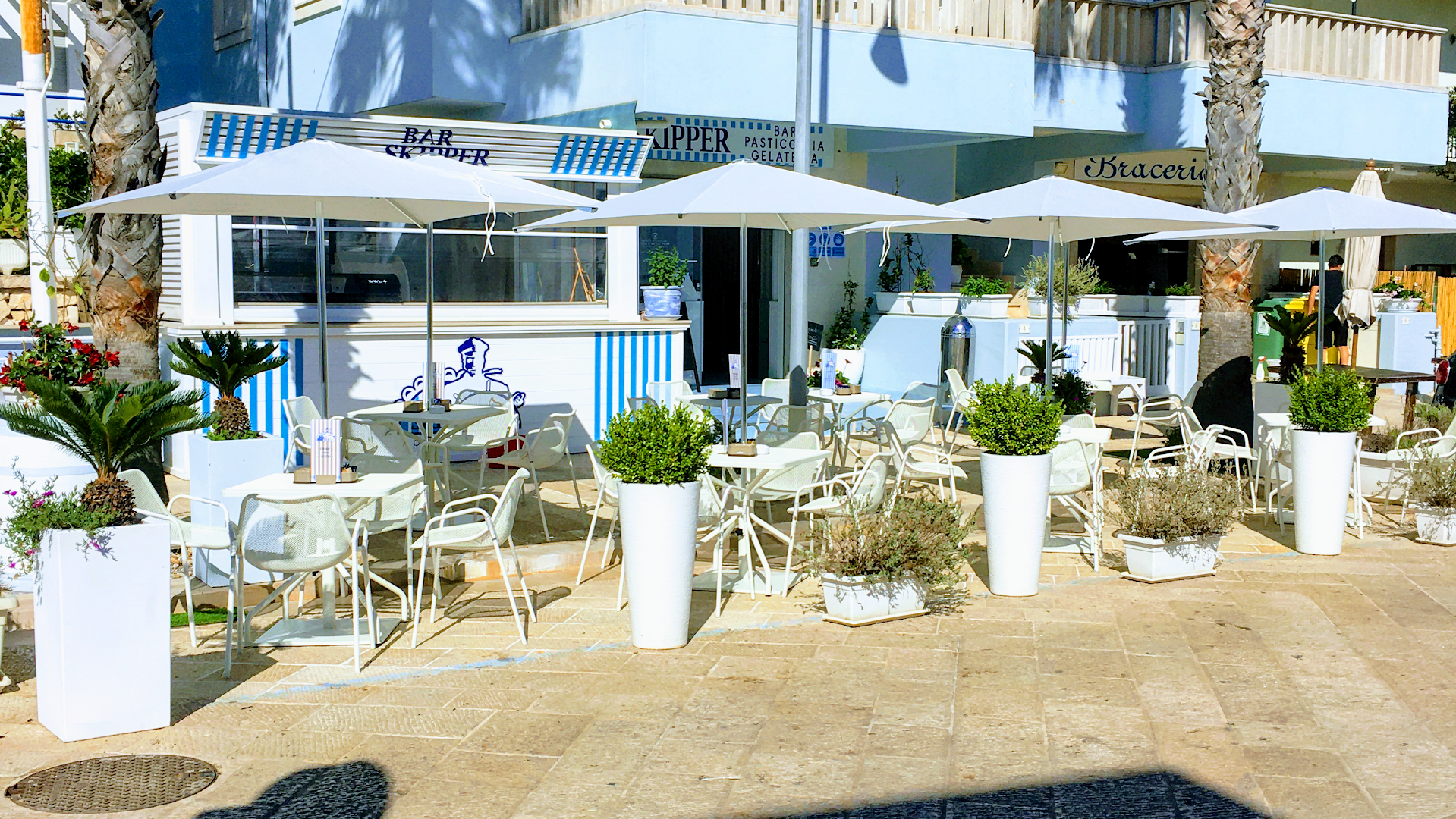 Skipper Bar