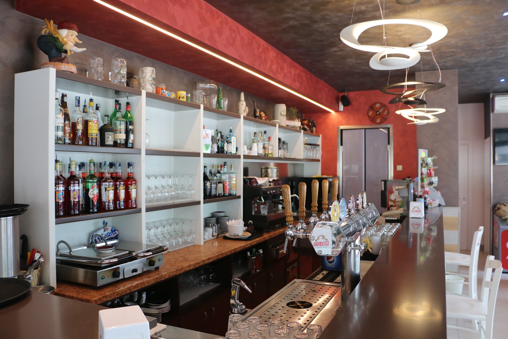 Small Pub Snc