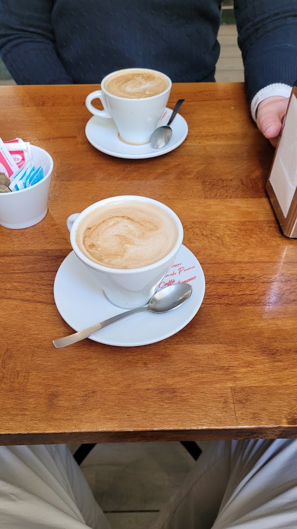Smoke Cafe