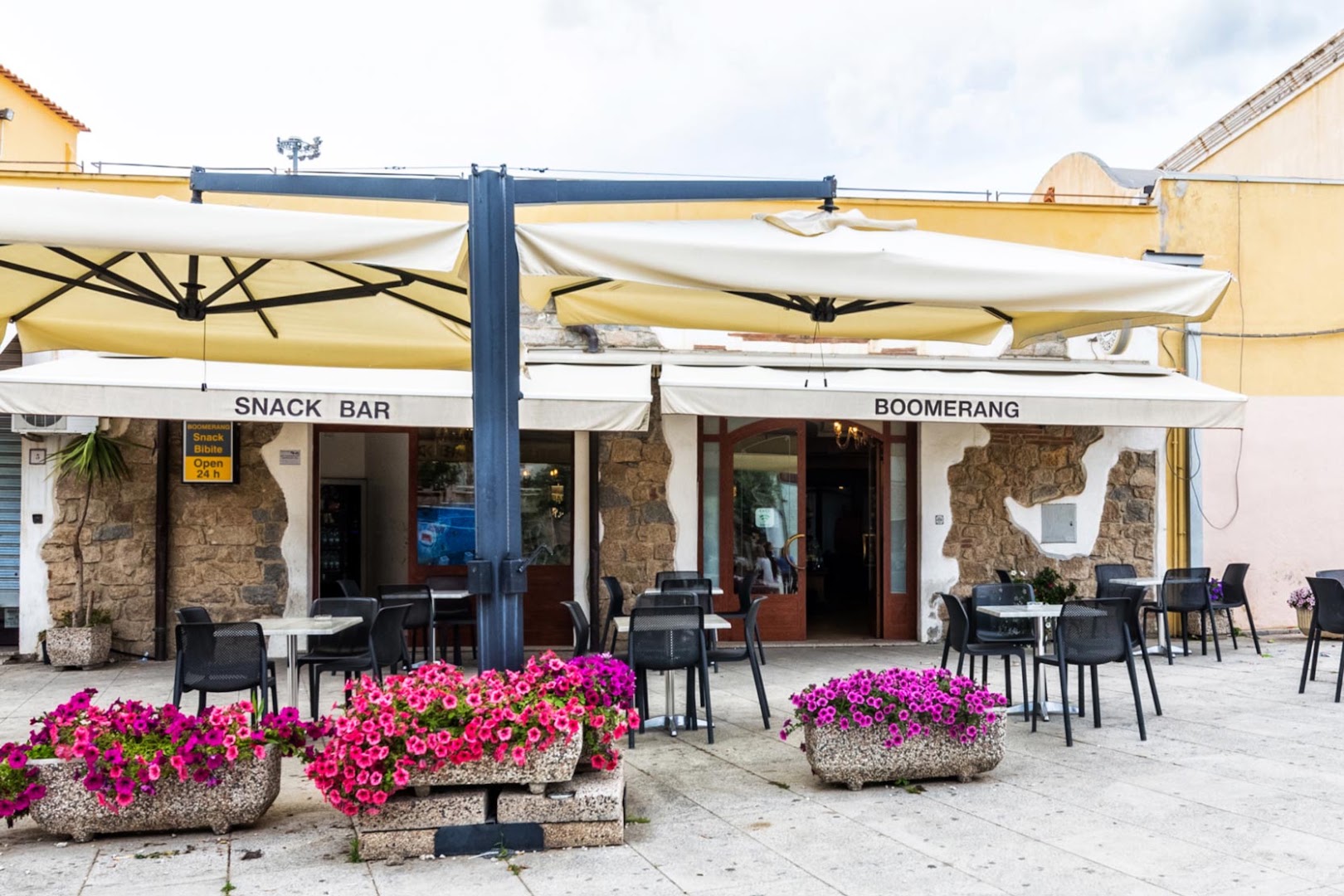Snack Bar Boomerang, Tortolì