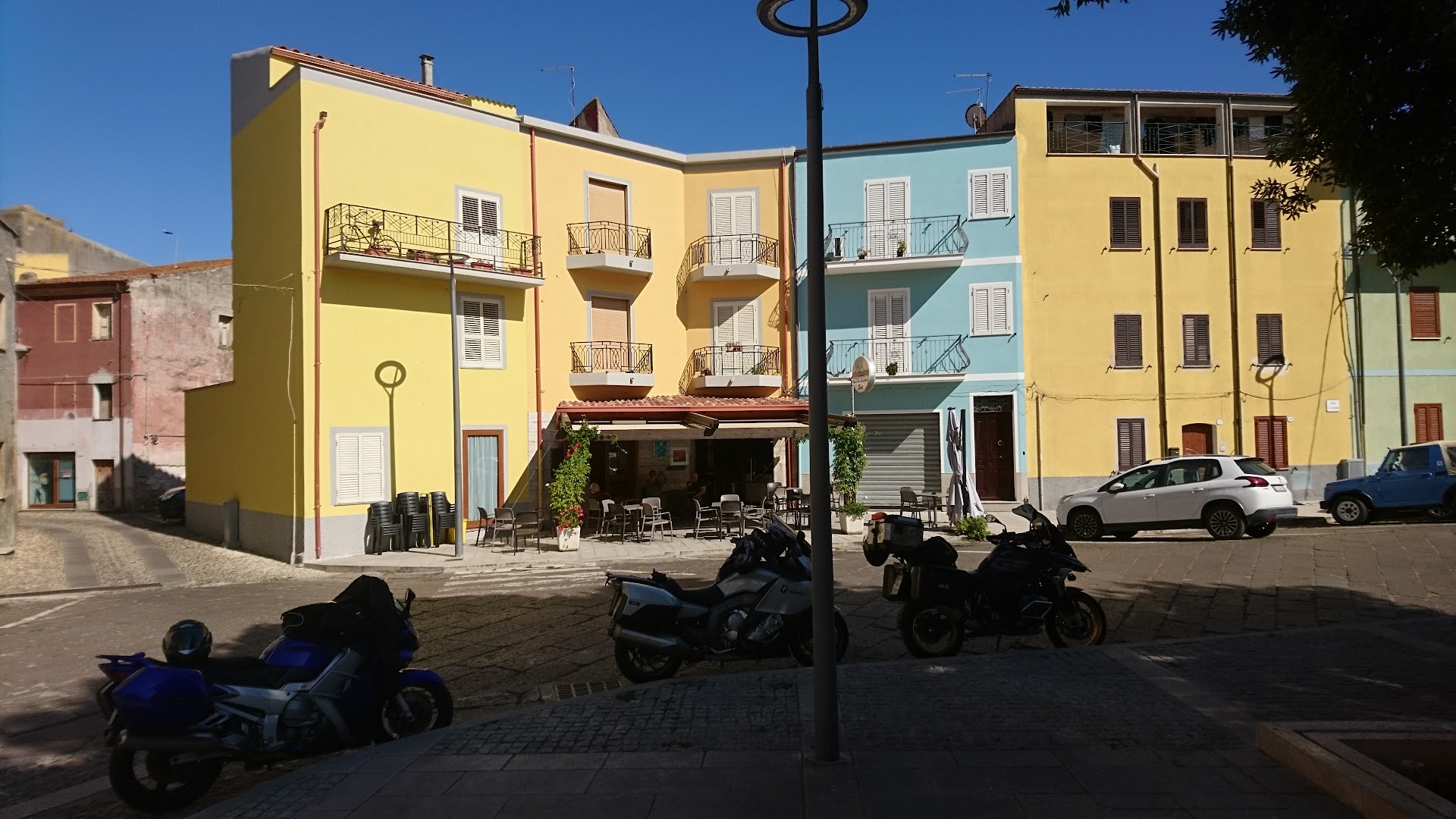 Snack Bar Gelateria Caffetteria Sini MIchelino - Affittacamere Della Piazza