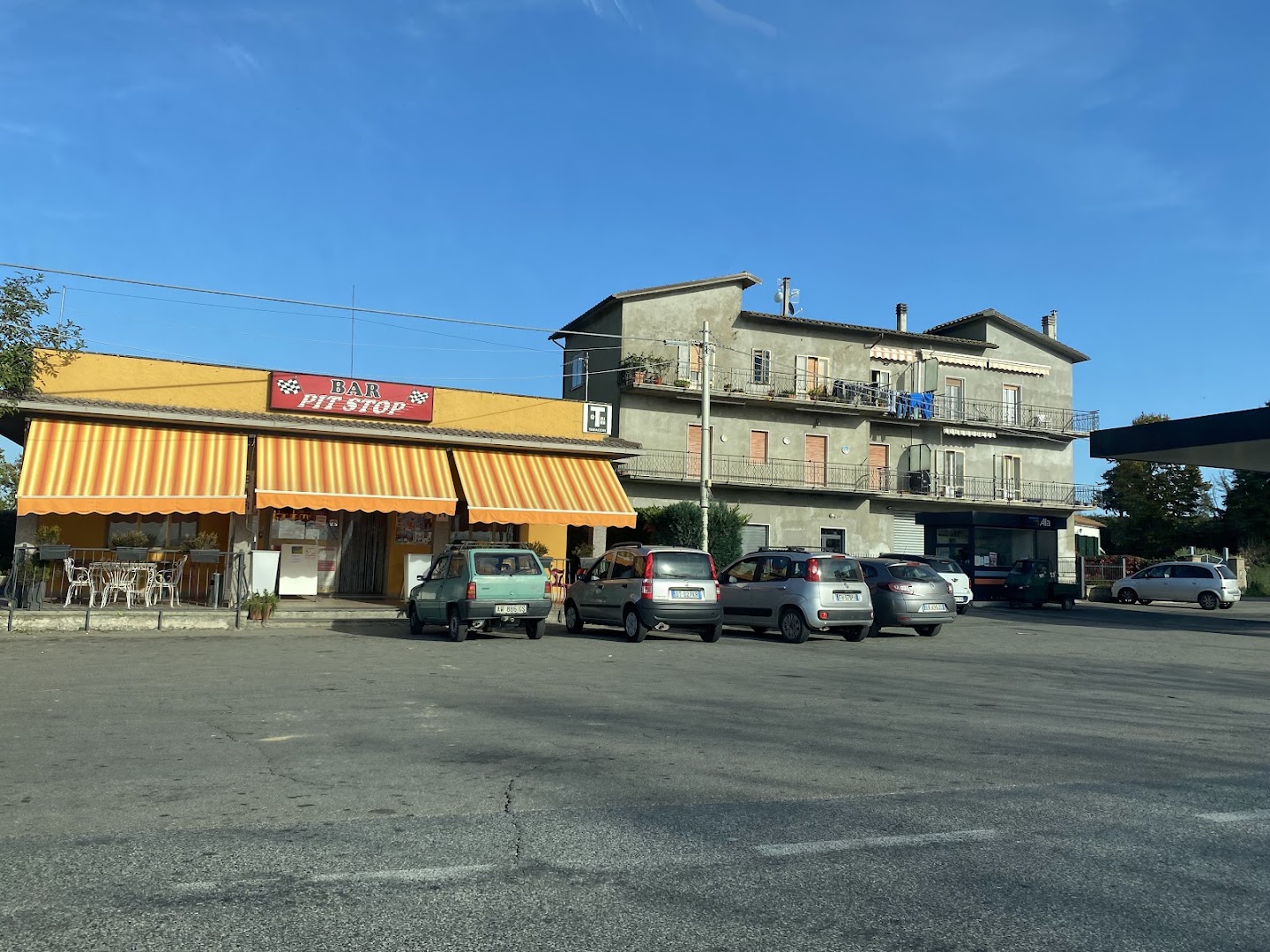 Snack Bar Pit Stop