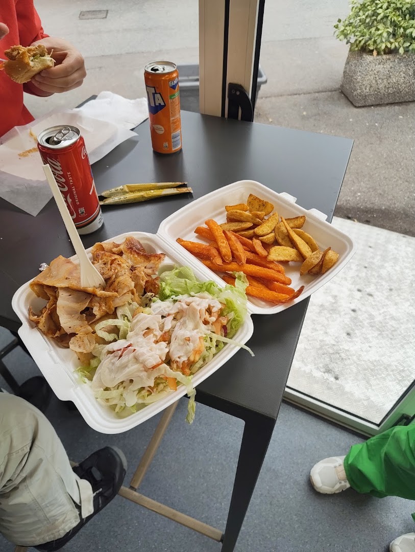 Snack Point, Merano