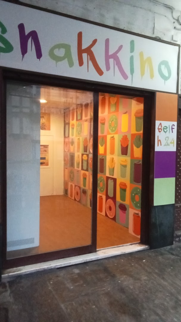 Snackkino, Pavia