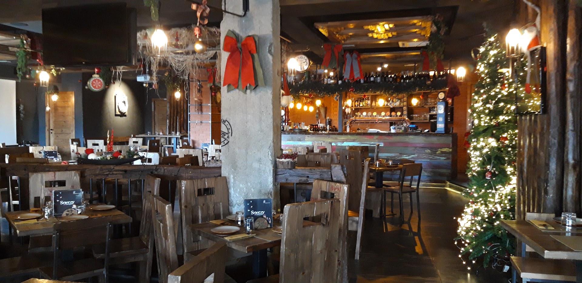 Sneezy pub&grill