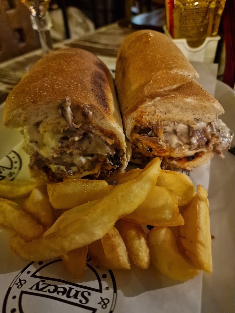 Sneezy pub&grill