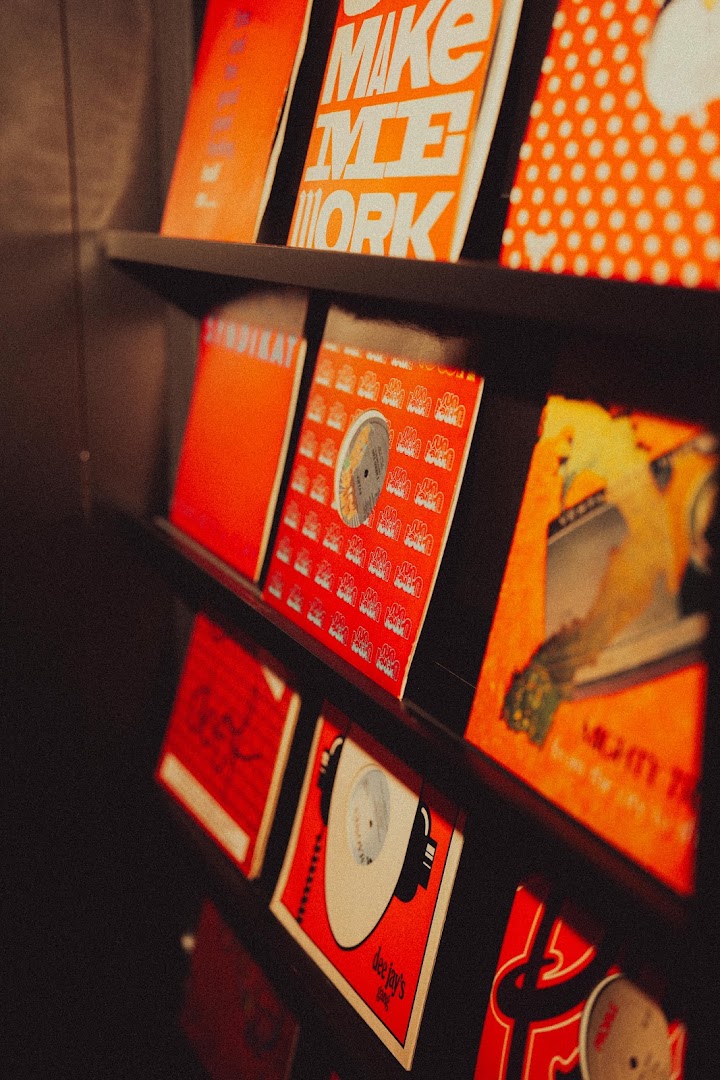 SOKO | Hi-fi Bar & Bites