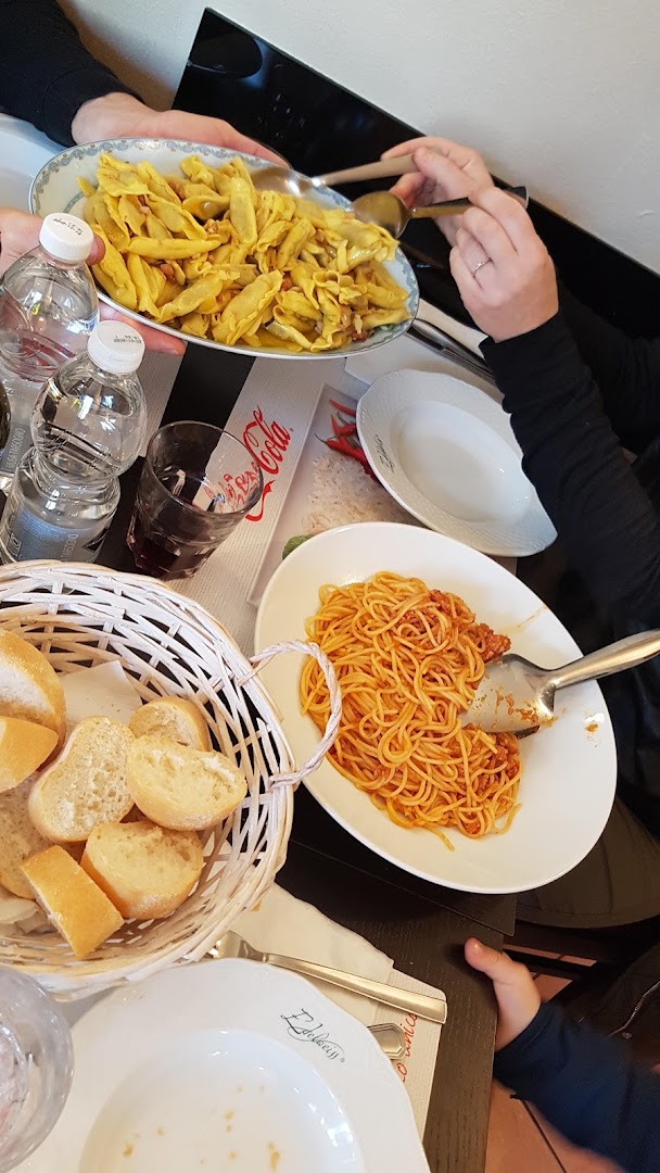 Sole Café