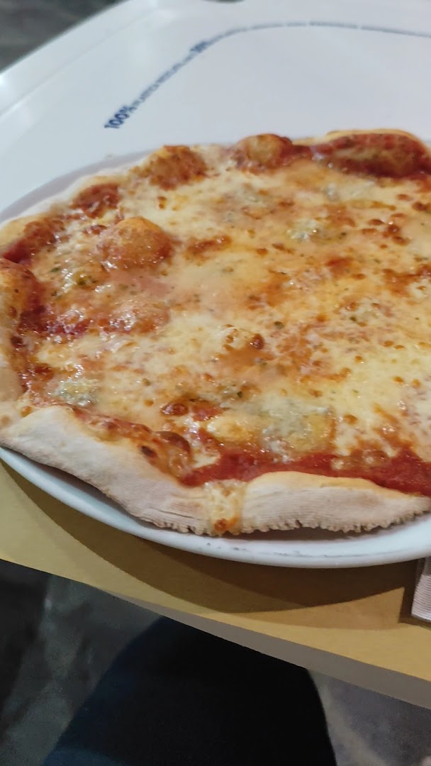 Soms Valmadonna enopizzeria DVino & Pizza