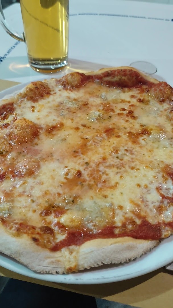 Soms Valmadonna enopizzeria DVino & Pizza