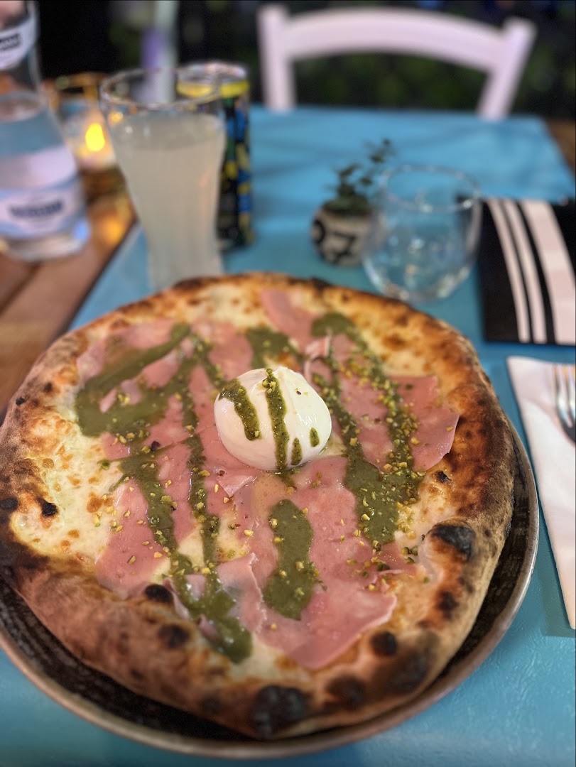 Sonny’s Pizzeria Burger Cucina