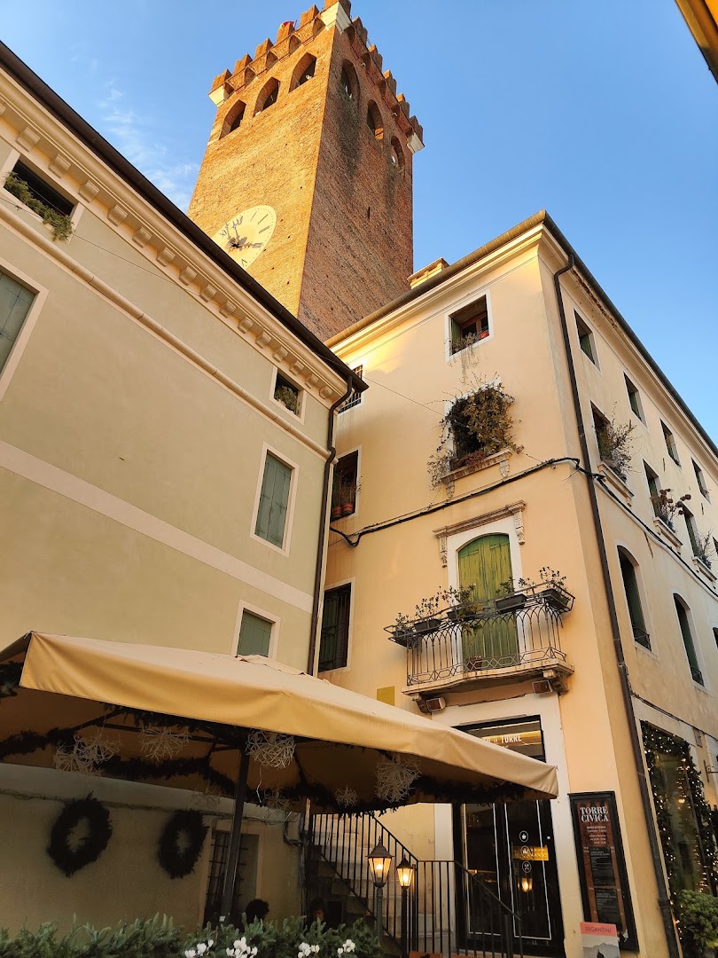 Sotto La Torre