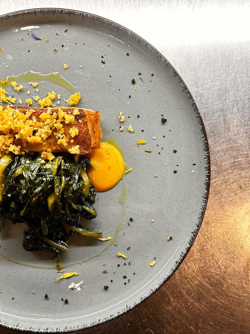 Sotto le spine - cucina e cantine