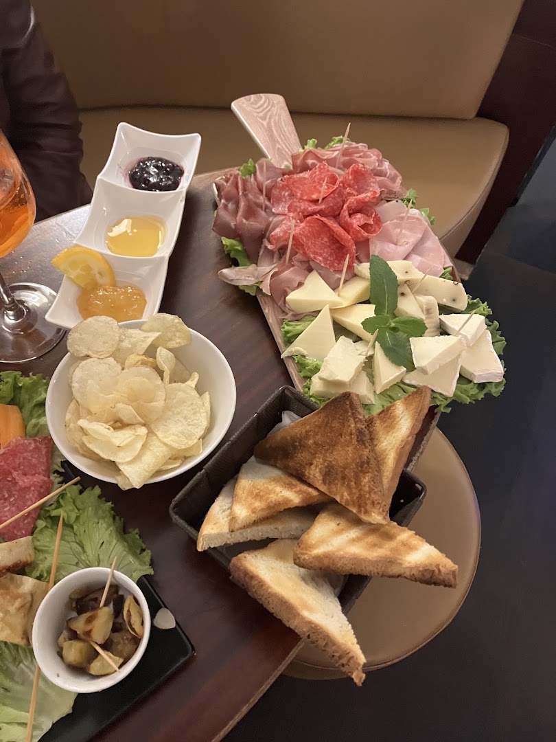 Sottocoperta Lounge bar