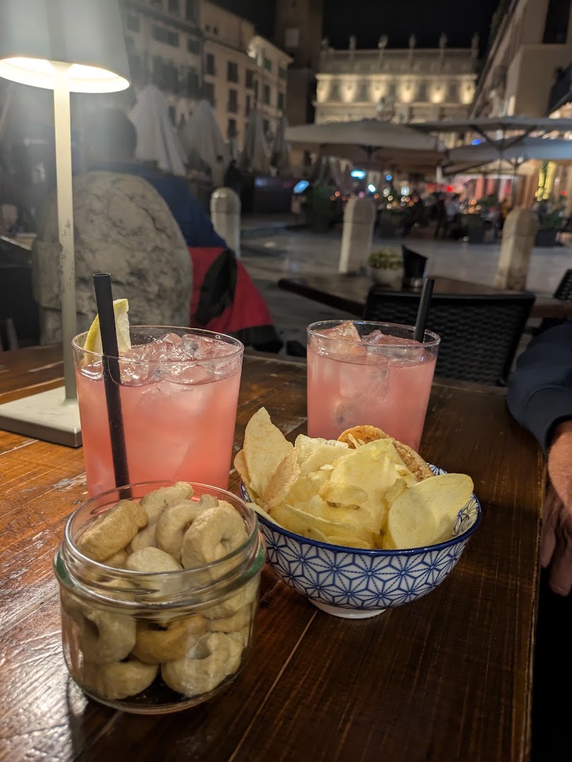 Sottocosta Piazza Erbe
