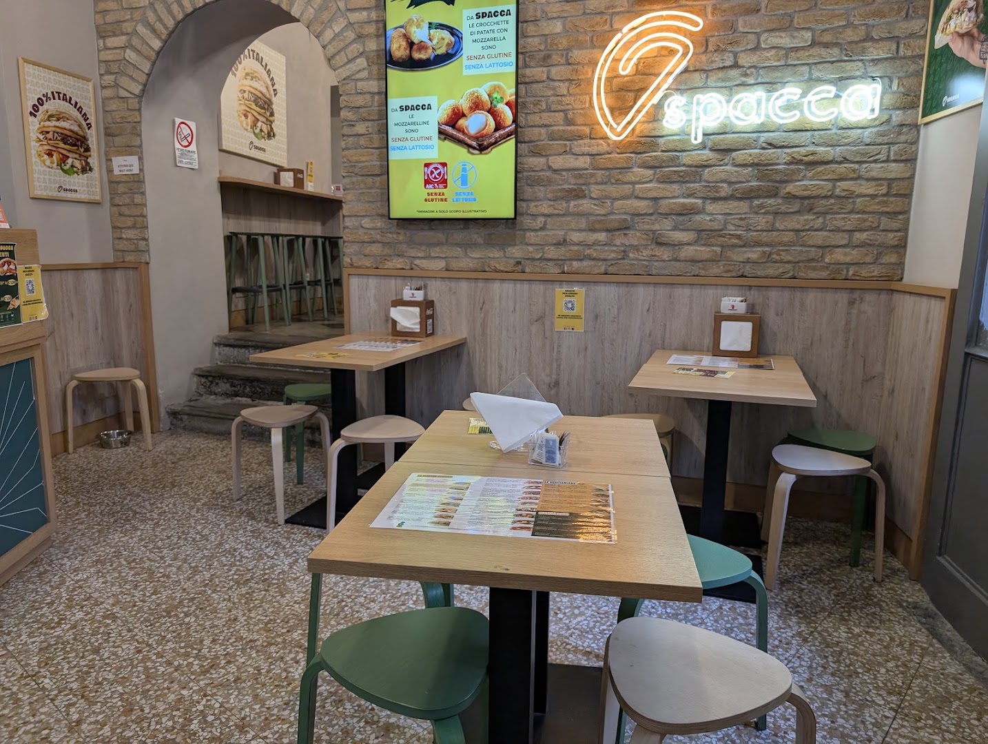 Spacca Bergamo Alta, Bergamo