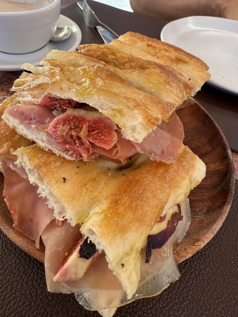 Spaccio Vineria Alimentari