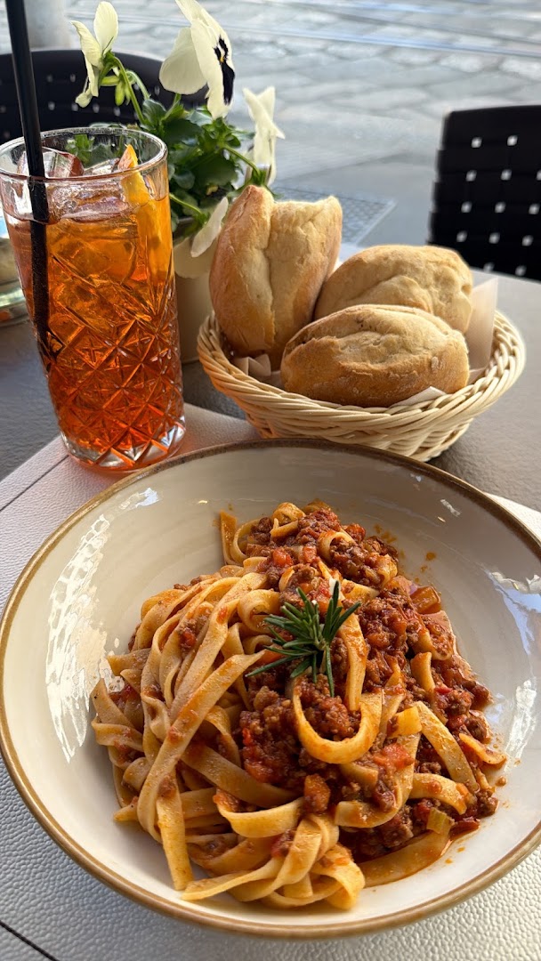 Spadari Restaurant