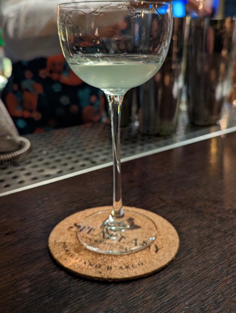 Speakeasy Cocktail & Food