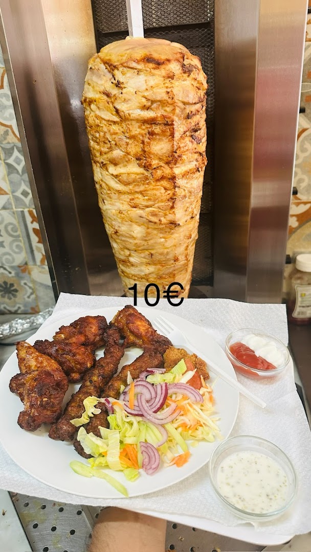 SPECIAL PIZZA & KEBAB
