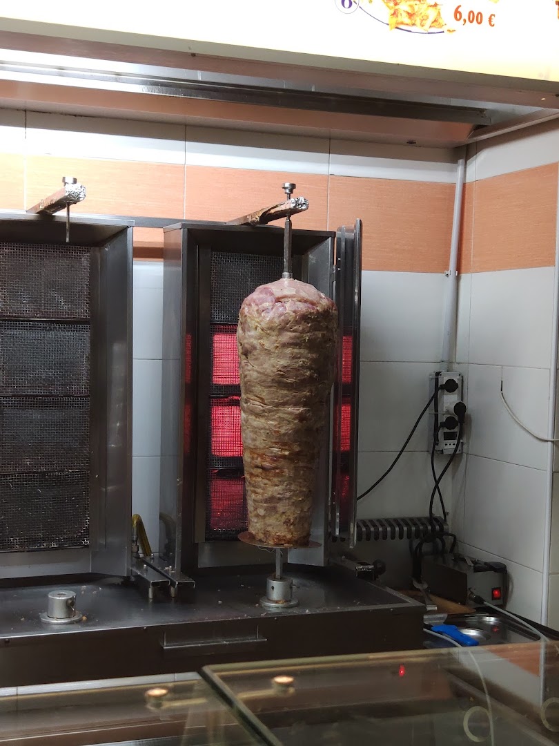 Specialità Turche Istanbul Turkish Kebap-Pizza