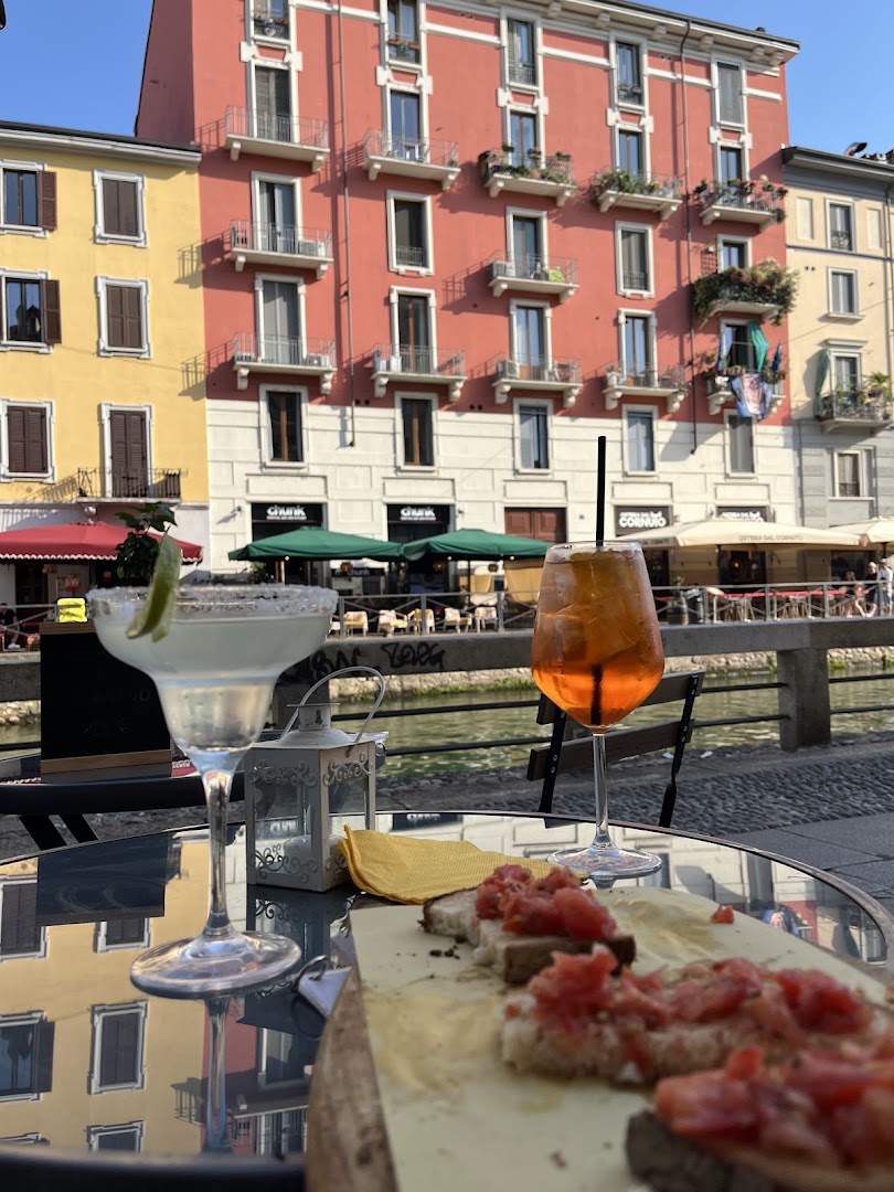 SPHERA LOCURA -Milano Navigli