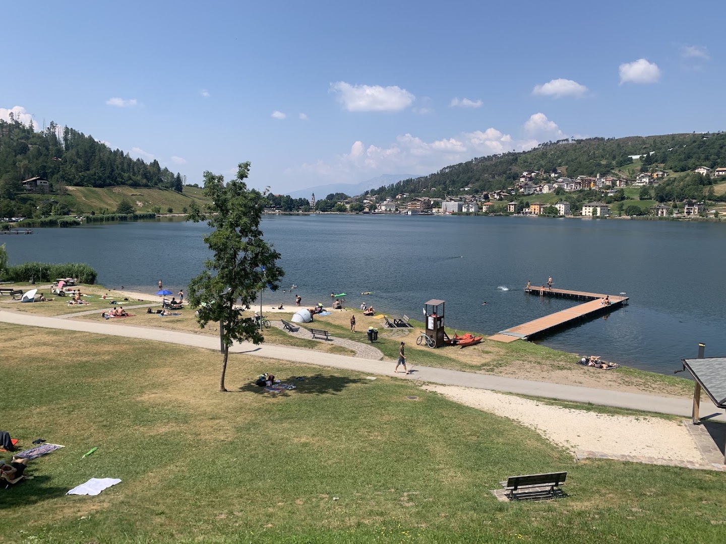 Spiaggetta sul lago Serraia
