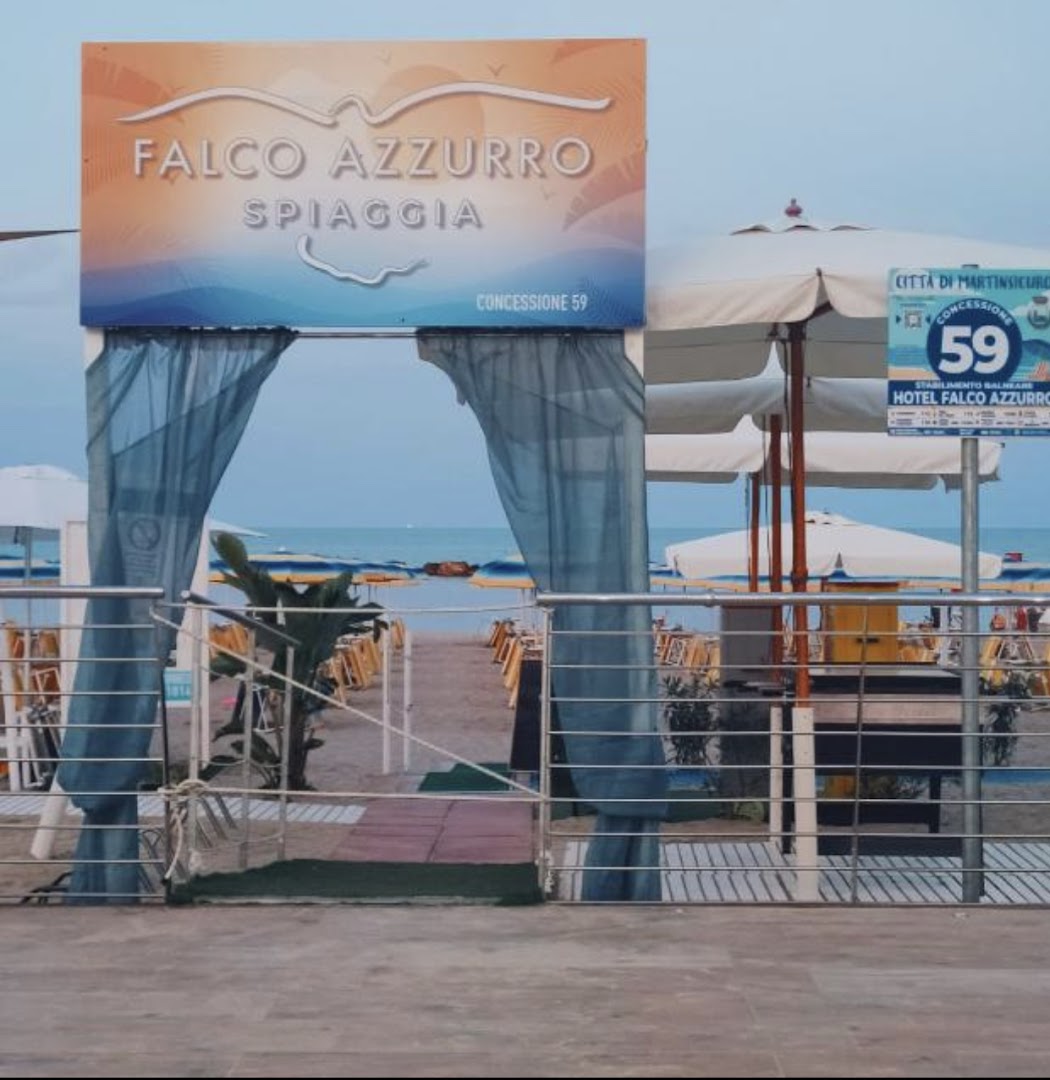Spiaggia Hotel Falco Azzurro