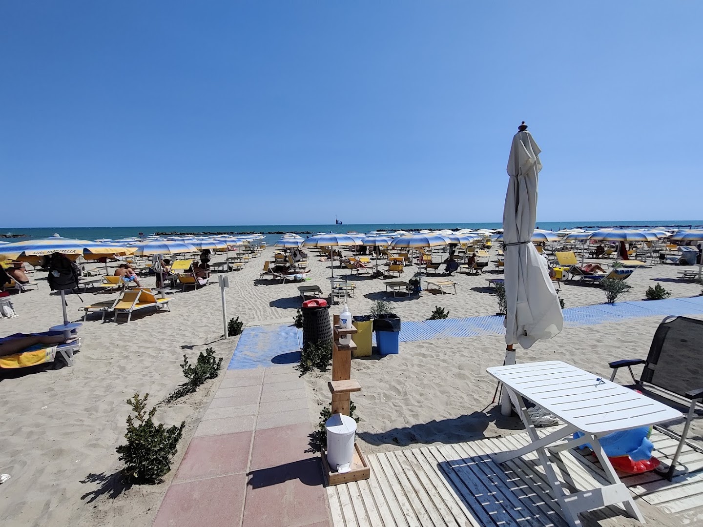Spiaggia Hotel Falco Azzurro