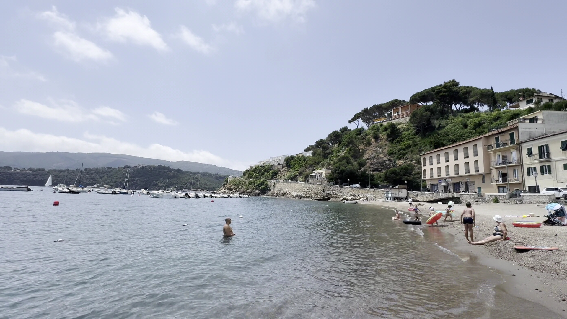 Spiaggia la Rossa, Porto Azzurro