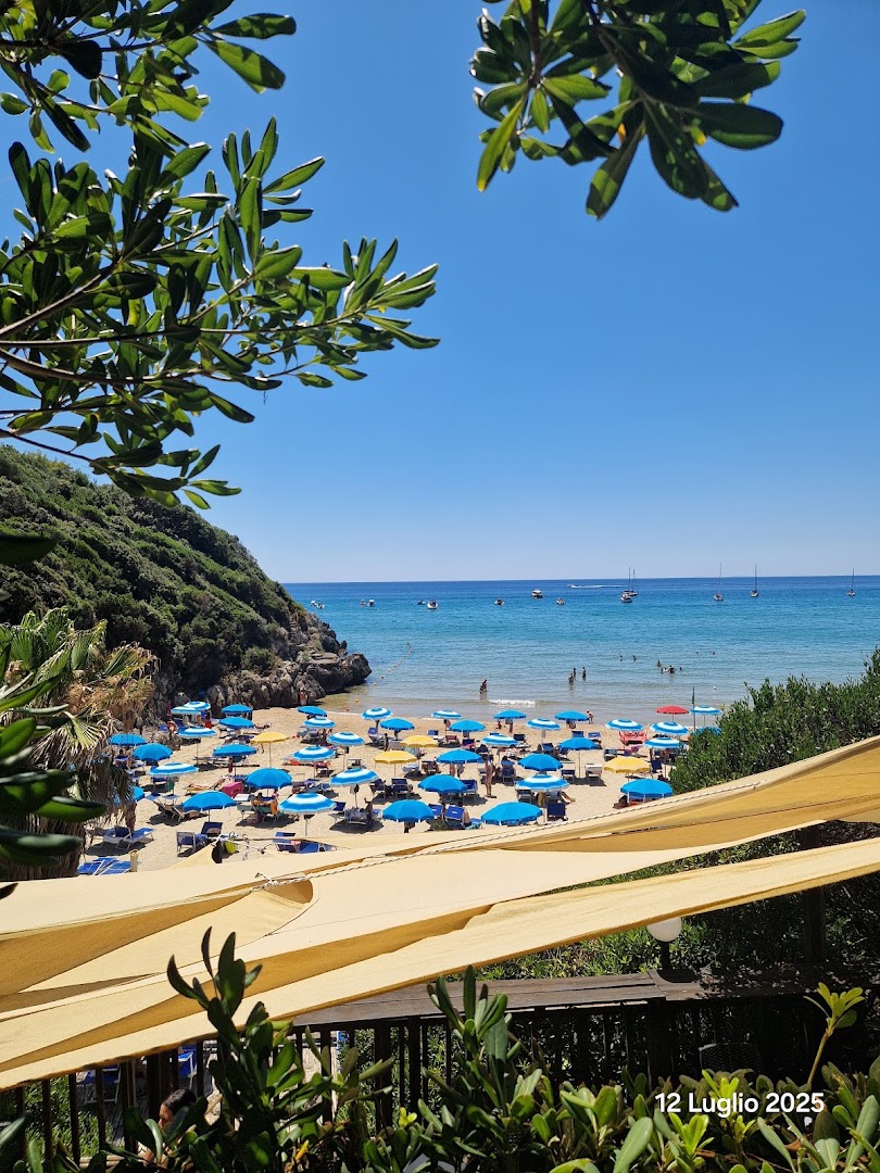 Spiaggia Le Scissure