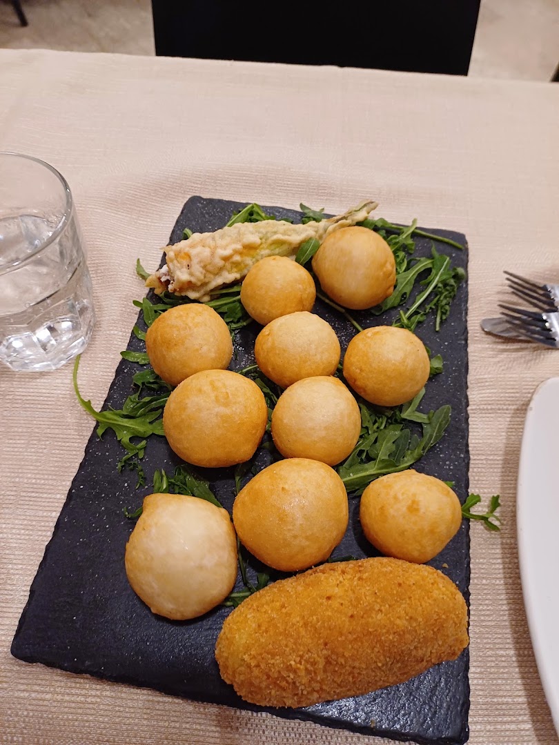 Spicchio Contemporaneo, Napoli