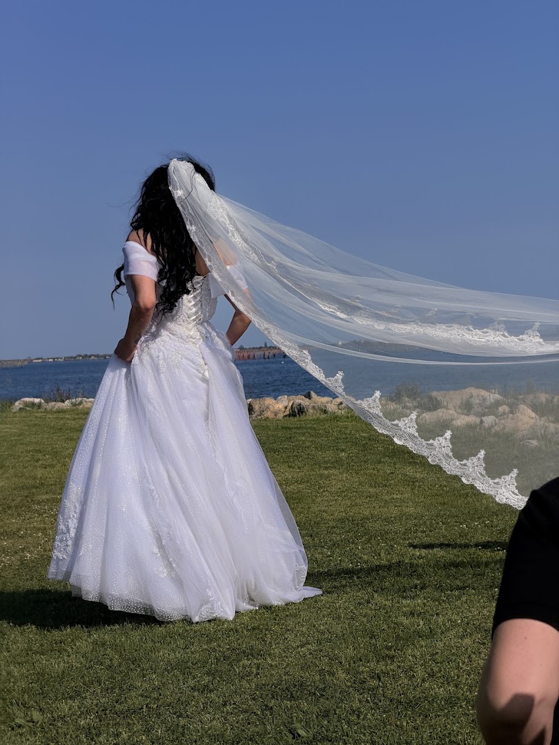 Sposissimi - Abiti da Sposa, Sposo e Cerimonia