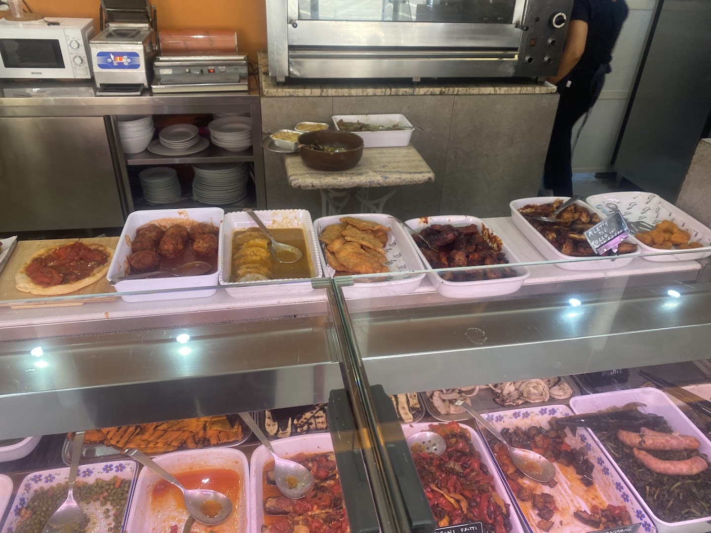 Squisipollo girarrosto gastronomia take away, Caserta