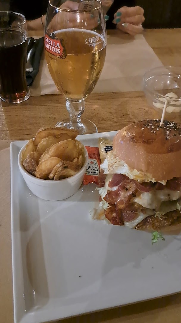 St. James's Gate Irish Pub