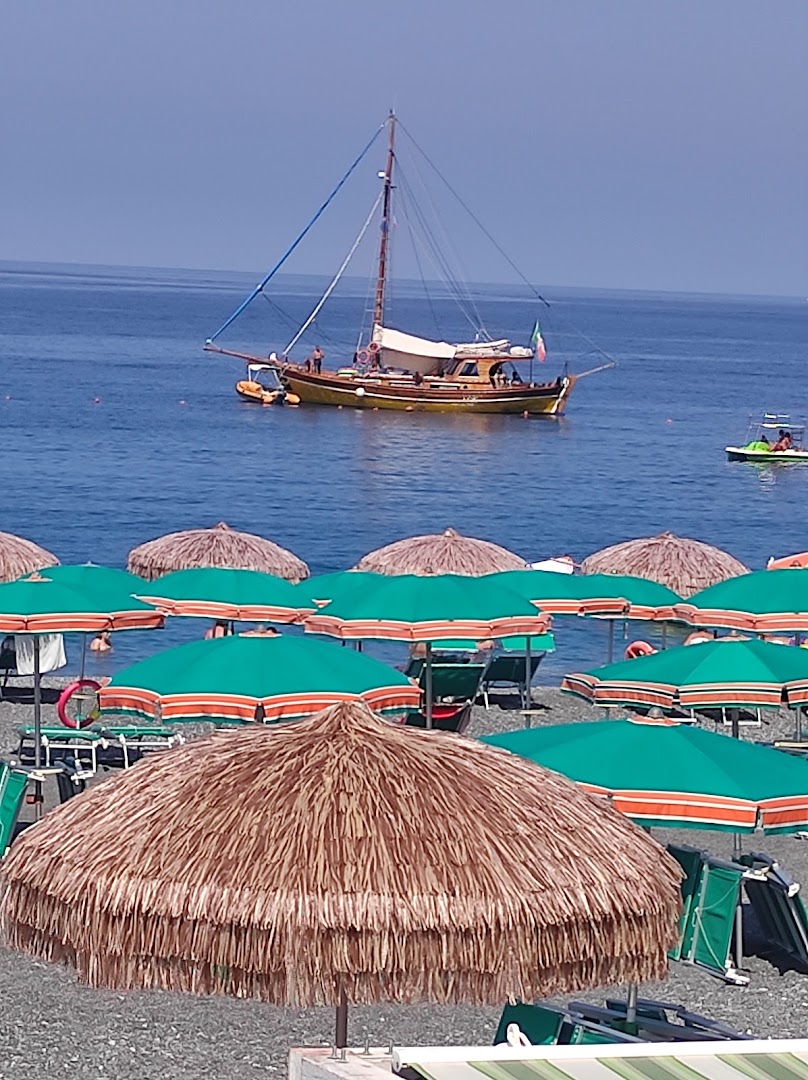 Stabilimento Balneare LO SMERALDO di Galiano Ezio
