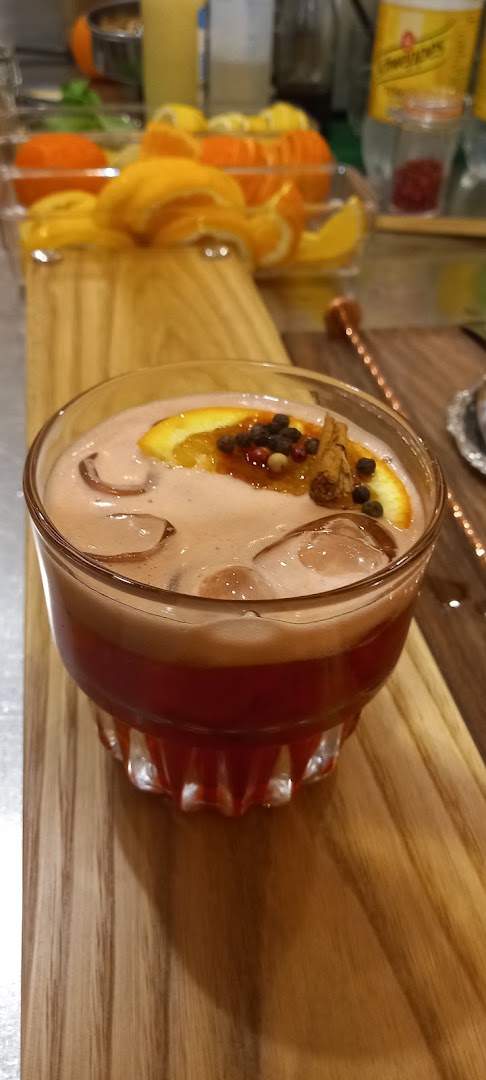 Stadt Wien Bar, Trapani