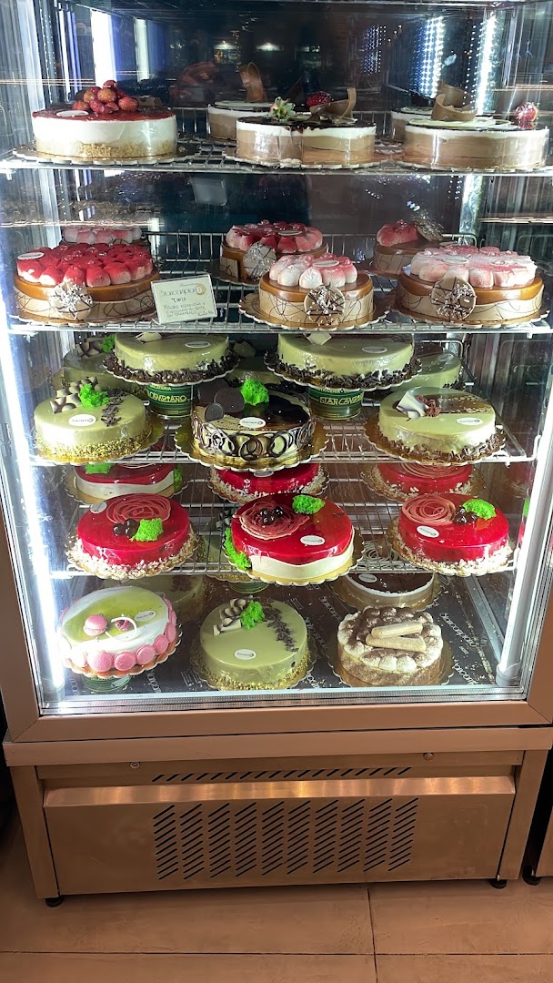 Stancampiano ~ Bar-salotto - Cibo - Gelateria - Pasticceria