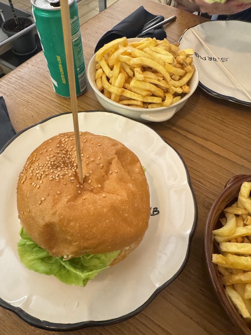 Star Pub Holy Burger, Sorrento
